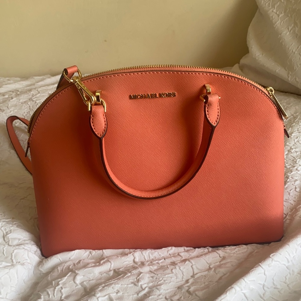 MICHAEL KORS purse